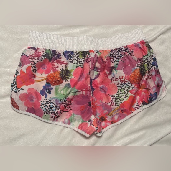 Floral & Pineapple Print Swim Cover-Up Shorts - White Trim - Picture 2 of 2